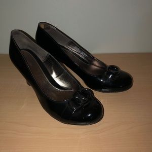 Pretty Black Pump